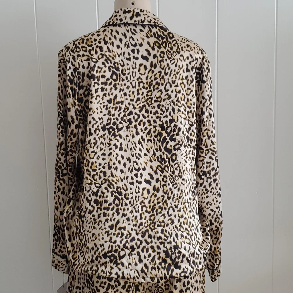 INC International Concepts Intimates Cheetah 🐆 Pajama Night ware - Picture 9 of 14